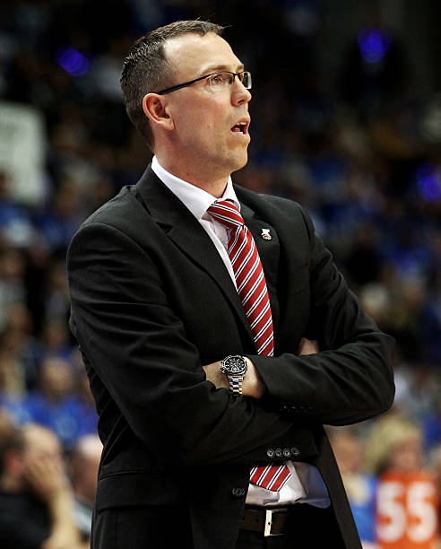 也有低谷时 也有低谷时