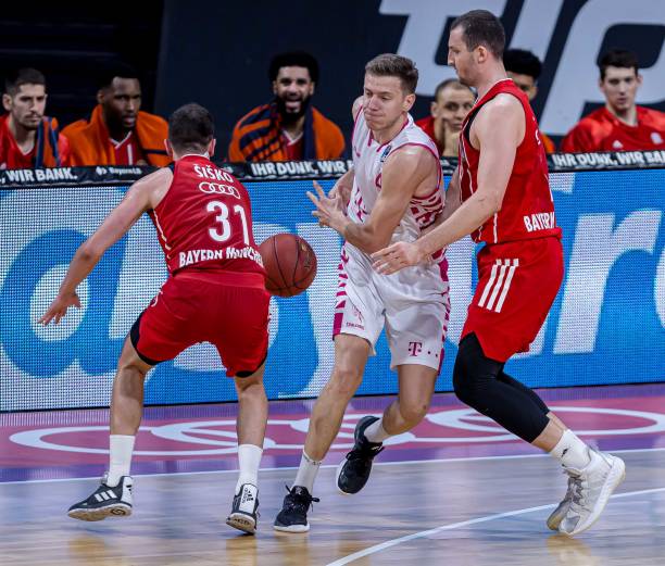 现了他们的 现了他们的