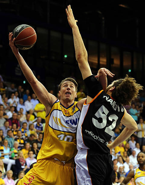 出的额外努 出的额外努