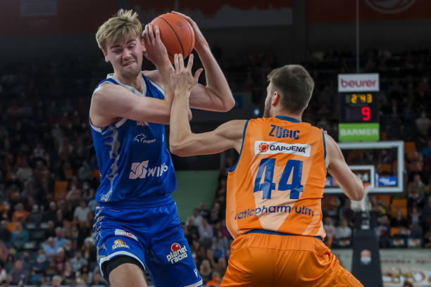 的强强对话 的强强对话